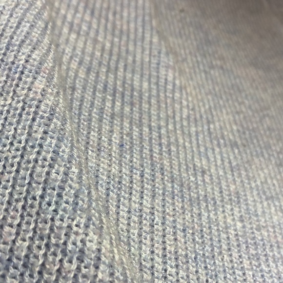 DYNAMITE KNIT LONG SLEEVES LIGHT BLUE/VIOLET SMALL - Picture 9 of 9